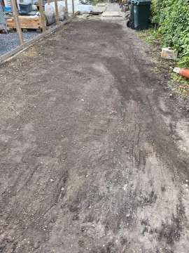 Betonarbejde - Professionel betonarbejde og støbning i hele Danmark. Fundamenter, betongulve, betontrappe og betonkonstruktioner.